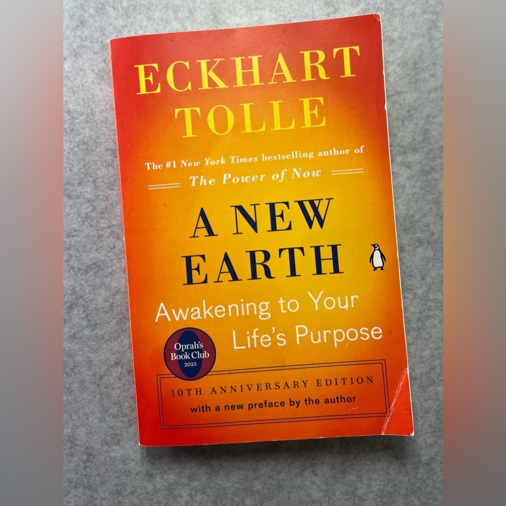 Eckhart Tolle "A New Earth" Paperback - Orange Cover